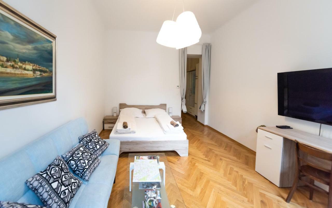 Prater Studio Next Fair, Un, Wu And City Center Apartment Wien Ngoại thất bức ảnh