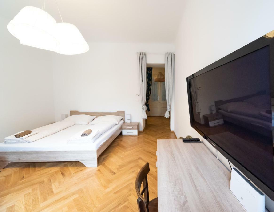 Prater Studio Next Fair, Un, Wu And City Center Apartment Wien Ngoại thất bức ảnh